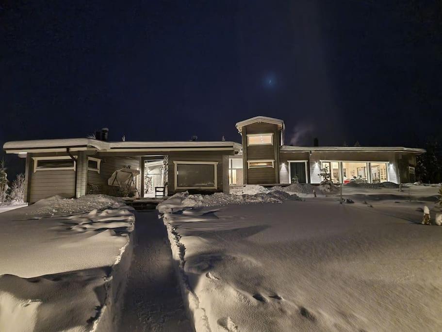 Huvila Eraemaajaerven Rannalla Taivalkoskella Jokijärvi Exteriér fotografie