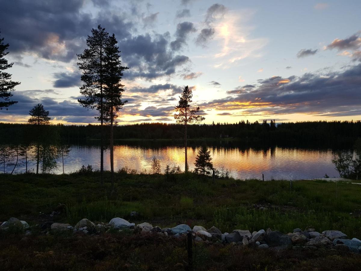 Huvila Eraemaajaerven Rannalla Taivalkoskella Jokijärvi Exteriér fotografie