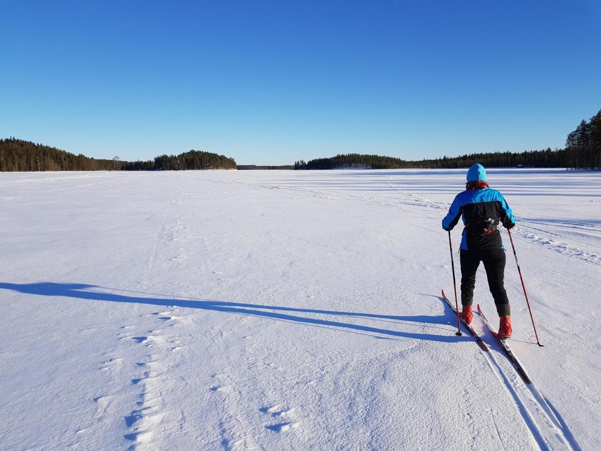Huvila Eraemaajaerven Rannalla Taivalkoskella Jokijärvi Exteriér fotografie
